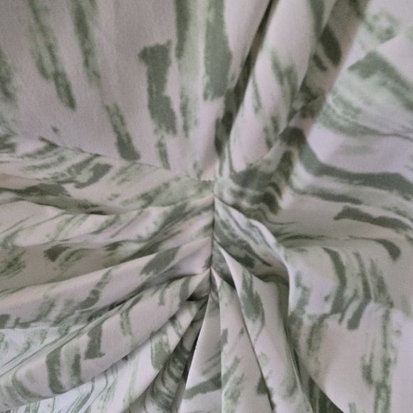 Gorgeous ruched strap asymmetrical dress, green and white, EUC - Picture 4 of 10